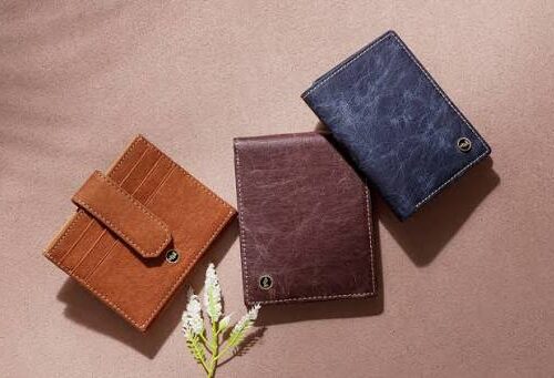 elegant wallet designs offering convenient organization with distinctive style for men