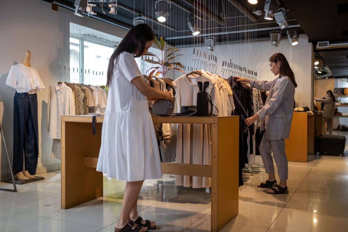 D2C-to-Store Expansion